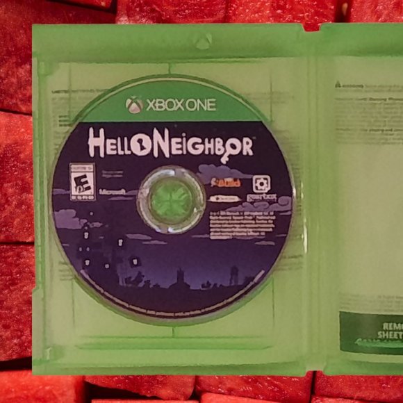 Hello Neighbor XBOX ONE Video Game Microsoft / Gear Box - Picture 2 of 4